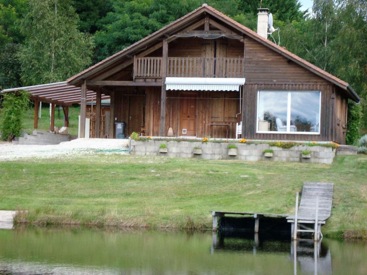 Lieux-Au-Lac Augignac エクステリア 写真