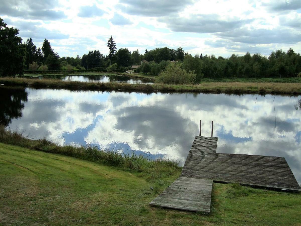 Lieux-Au-Lac Augignac エクステリア 写真